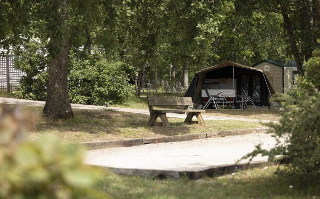 Camping Ushuaia Villages Au Bois Joli Andryes Экстерьер фото
